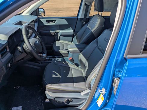 New 2025 Ford Maverick Lobo image 8