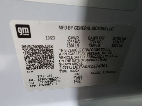 Used 2024 GMC Sierra 1500 AT4 w/ Technology Package AWD/4WD image 35