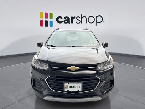 Used 2019 Chevrolet Trax LT w/ LT Convenience Package AWD/4WD image 8