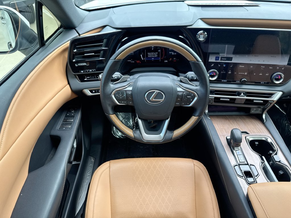 Used 2025 Lexus RX 350 Premium Plus w/ Accessory Package (Z1) FWD image 13