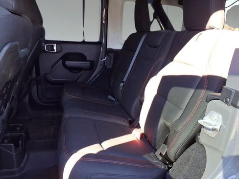 Used 2022 Jeep Wrangler Unlimited Rubicon w/ LED Lighting Group image 26