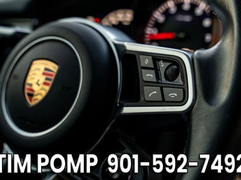 Used 2018 Porsche Panamera 4S image 30