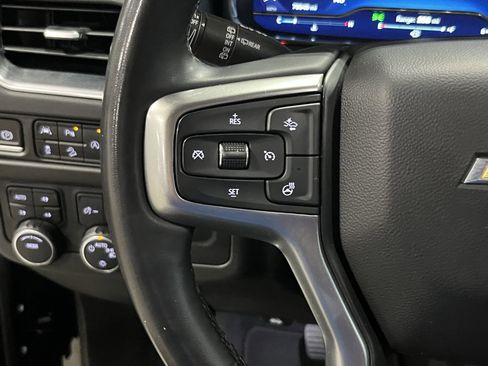 Used 2023 Chevrolet Suburban Premier image 20