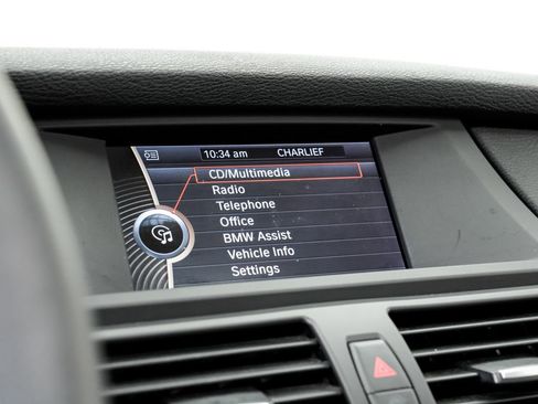 Used 2011 BMW X5 xDrive35i AWD/4WD image 16