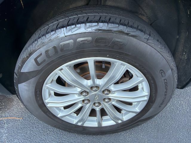 Used 2017 Cadillac XT5 FWD image 20