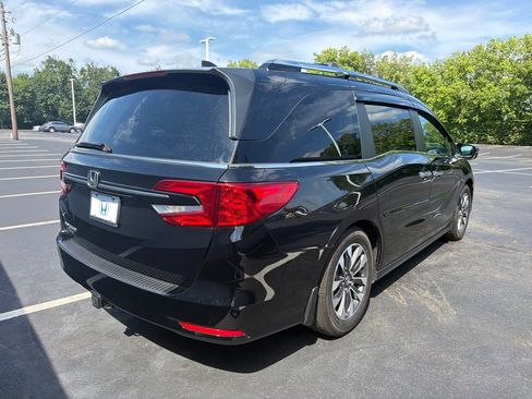 Certified 2024 Honda Odyssey EX-L image 5