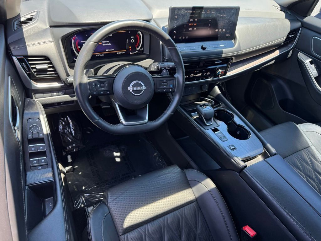 Used 2024 Nissan Rogue Platinum w/ Platinum Premium Package FWD image 25