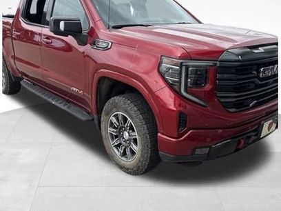 Used 2024 GMC Sierra 1500 AT4 w/ Technology Package