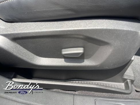 Used 2023 Ford Edge SEL AWD/4WD image 17