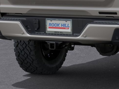 New 2026 GMC Canyon Elevation w/ Convenience Package RWD image 38