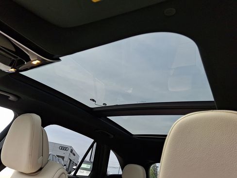 Certified 2023 Mercedes-Benz GLC 300 4MATIC image 16