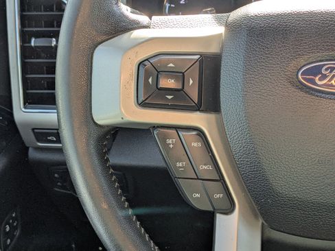 Used 2020 Ford F350 Lariat w/ Lariat Value Package image 19