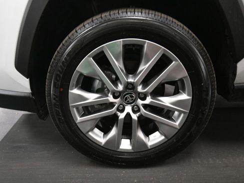 Used 2025 Toyota RAV4 XLE Premium AWD/4WD image 34