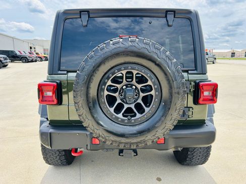 Used 2022 Jeep Wrangler Unlimited Rubicon w/ Xtreme Recon 35" Tire Package AWD/4WD image 34