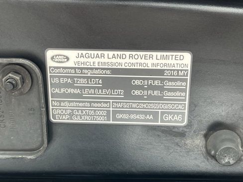 Used 2016 Land Rover Range Rover Supercharged image 22