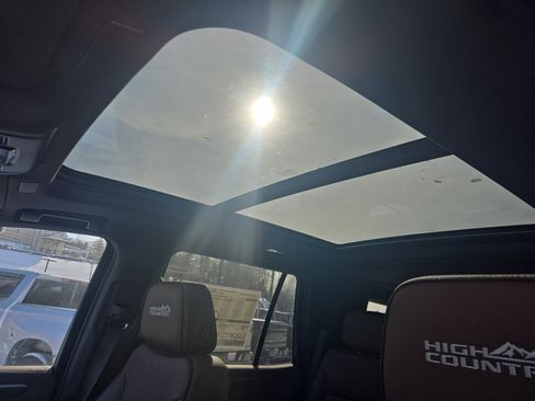 New 2026 Chevrolet Tahoe High Country image 30