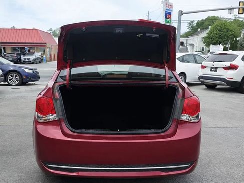Used 2013 Chevrolet Cruze LT w/ RS Package FWD image 5
