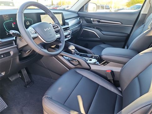 New 2025 Kia Telluride LX image 11
