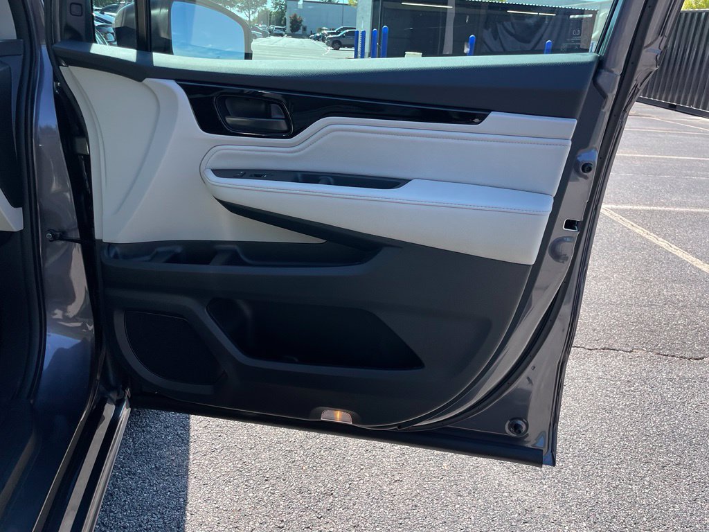 New 2027 Honda Odyssey Touring image 29