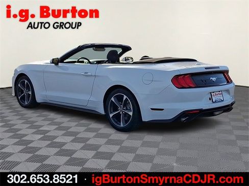 Used 2022 Ford Mustang Convertible w/ Equipment Group 101A image 4