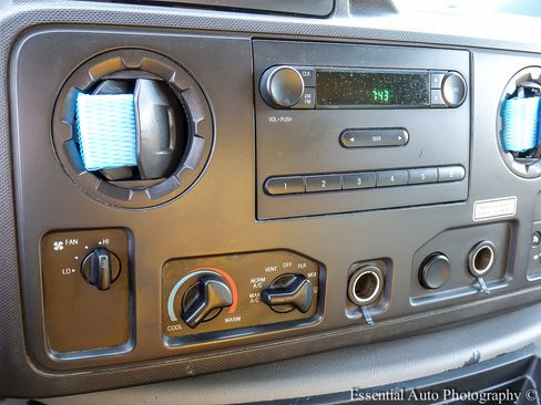 Used 2019 Ford E-350 and Econoline 350 Super Duty image 15