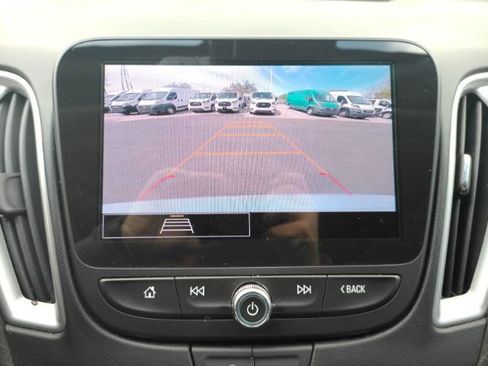 Used 2023 Chevrolet Malibu LS image 8