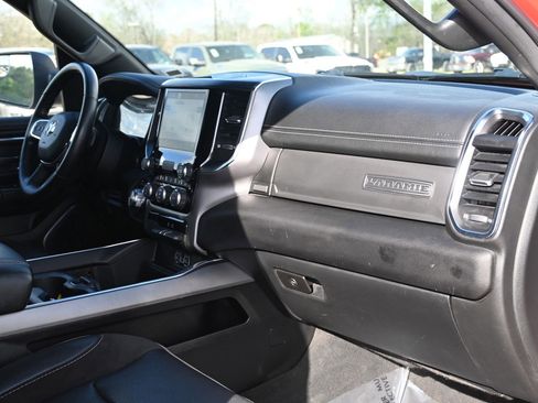 Used 2024 RAM 1500 Laramie RWD image 29