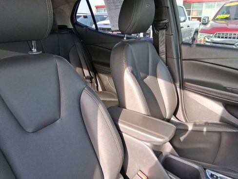 Used 2024 Buick Encore GX Sport Touring image 14