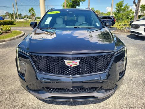 Used 2024 Cadillac XT4 Sport FWD image 6