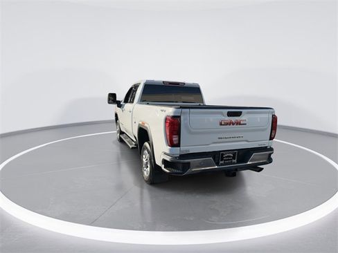 Used 2024 GMC Sierra 2500 SLE w/ SLE Convenience Package image 7