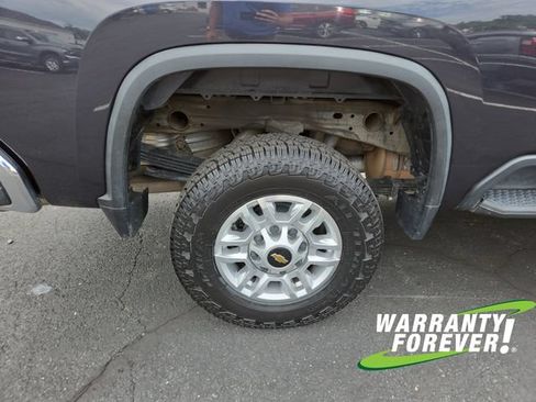 Used 2024 Chevrolet Silverado 2500 LT AWD/4WD image 20