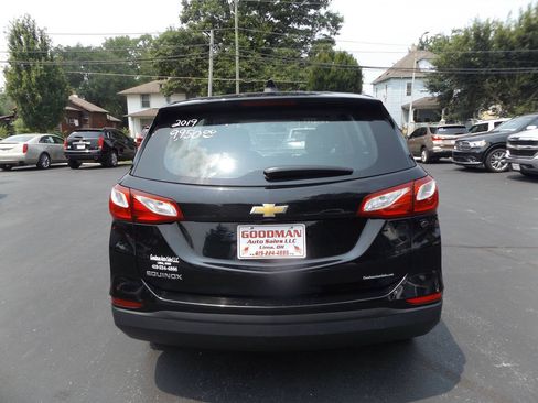 Used 2019 Chevrolet Equinox LS FWD image 8