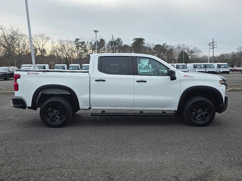 Certified 2021 Chevrolet Silverado 1500 LT Trail Boss w/ Convenience Package II image 17