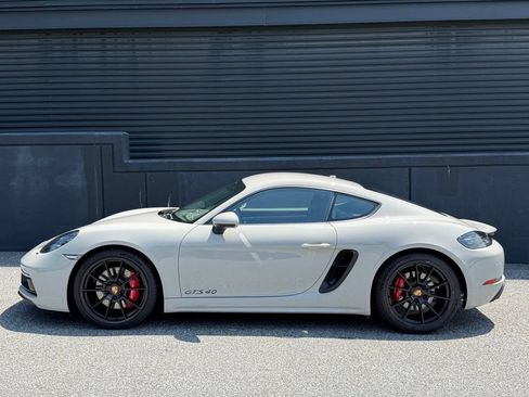 Certified 2024 Porsche 718 Cayman GTS RWD image 2