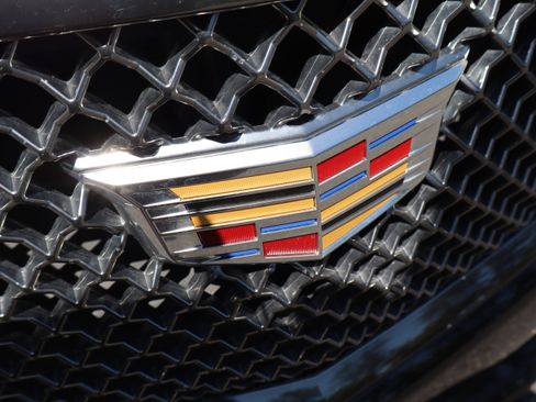 Used 2018 Cadillac CTS V w/ Carbon Fiber Package RWD image 45