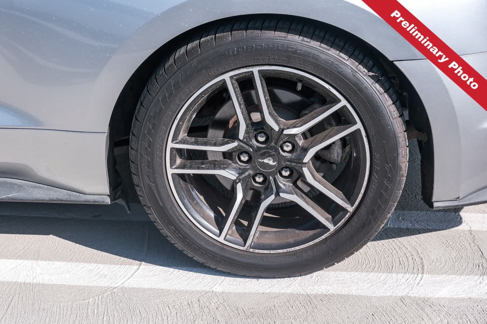 Used 2022 Ford Mustang Premium RWD image 9