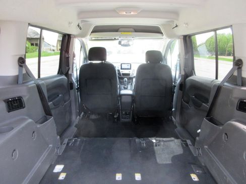 Used 2022 Ford Transit Connect XLT FWD image 22
