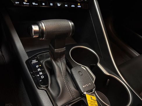 Used 2022 Kia K5 GT-Line image 14