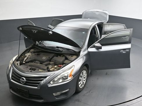 Used 2015 Nissan Altima 2.5 S w/ Power Driver Seat Package FWD image 26