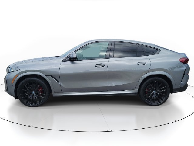 Used 2024 BMW X6 xDrive40i w/ Premium Package AWD/4WD image 4