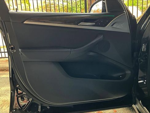 Used 2020 BMW X3 xDrive30e w/ Convenience Package image 21