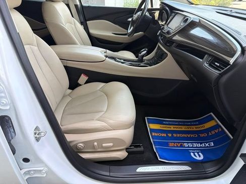 Used 2020 Buick Envision Essence AWD/4WD image 11