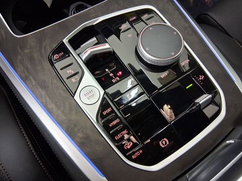 New 2026 BMW X5 xDrive50e AWD/4WD image 17