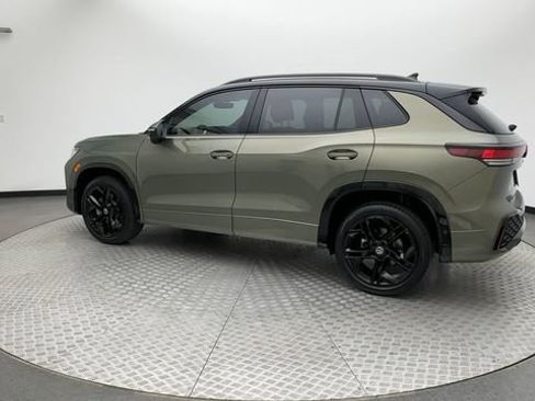 Certified 2026 Volkswagen Tiguan SE R-Line AWD/4WD image 6