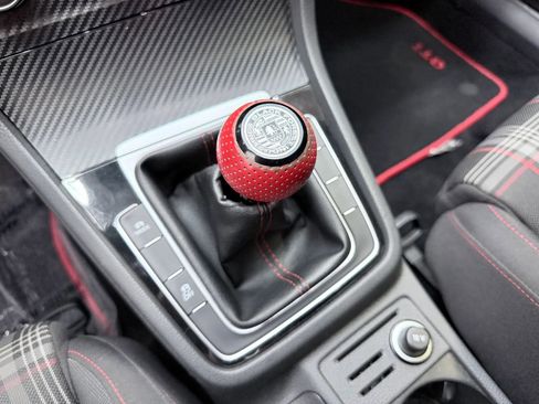 Used 2018 Volkswagen GTI S FWD image 16