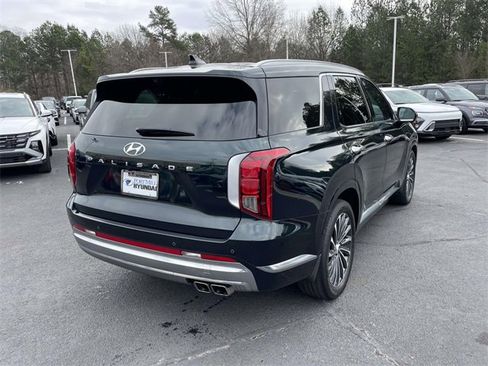 Used 2023 Hyundai Palisade Calligraphy image 7