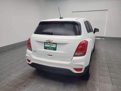 Used 2020 Chevrolet Trax LS w/ Tint and Cruise Package FWD image 7