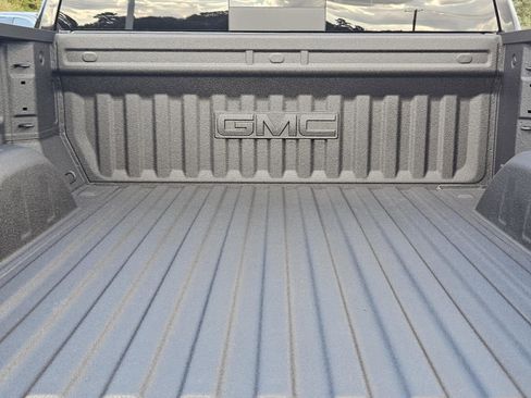 New 2026 GMC Sierra 1500 AT4X image 7