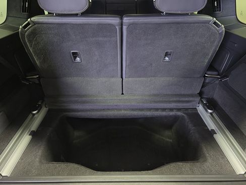 Used 2022 Rivian R1S Launch Edition image 26