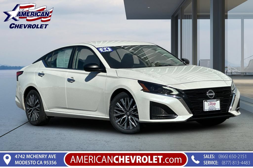 Used 2024 Nissan Altima 2.5 SV FWD image 1
